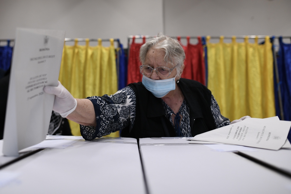 Magyargyűlölő üzenetekkel utaznak a szélsőségesek szavazataira Romániában
