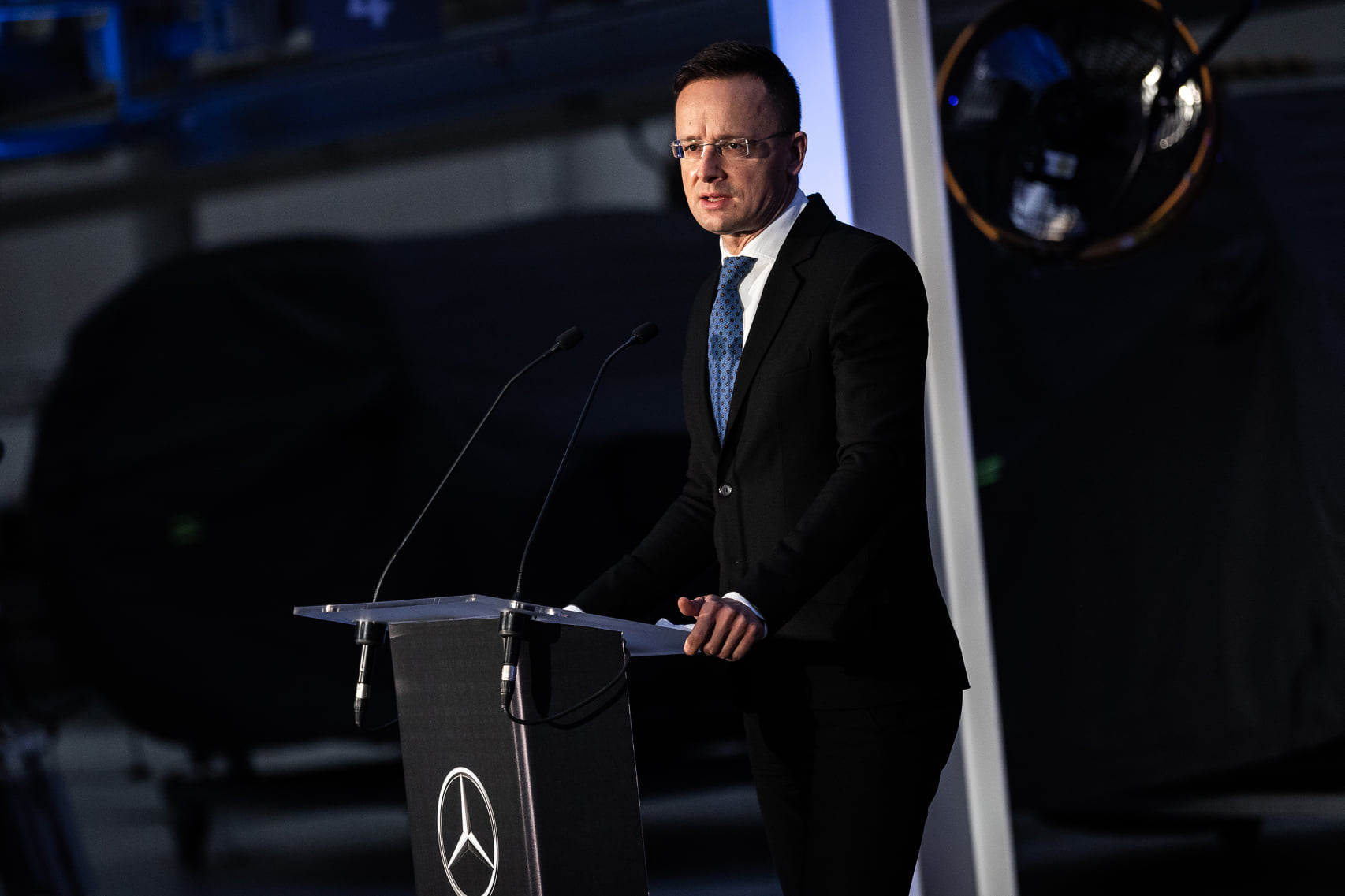 Tisztán elektromos autók gyártásába kezd a Mercedes magyar üzeme