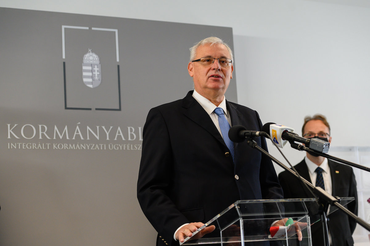 Fontos tanács a koronavírusból gyógyuló politikustól