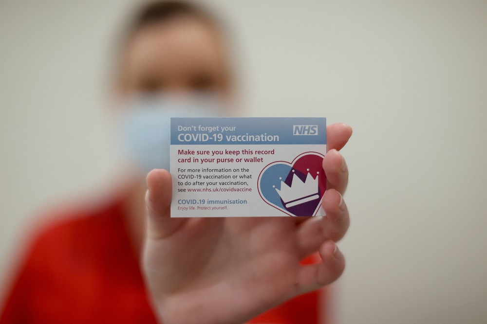 Nagy-Britanniában egymillió oltást adtak be