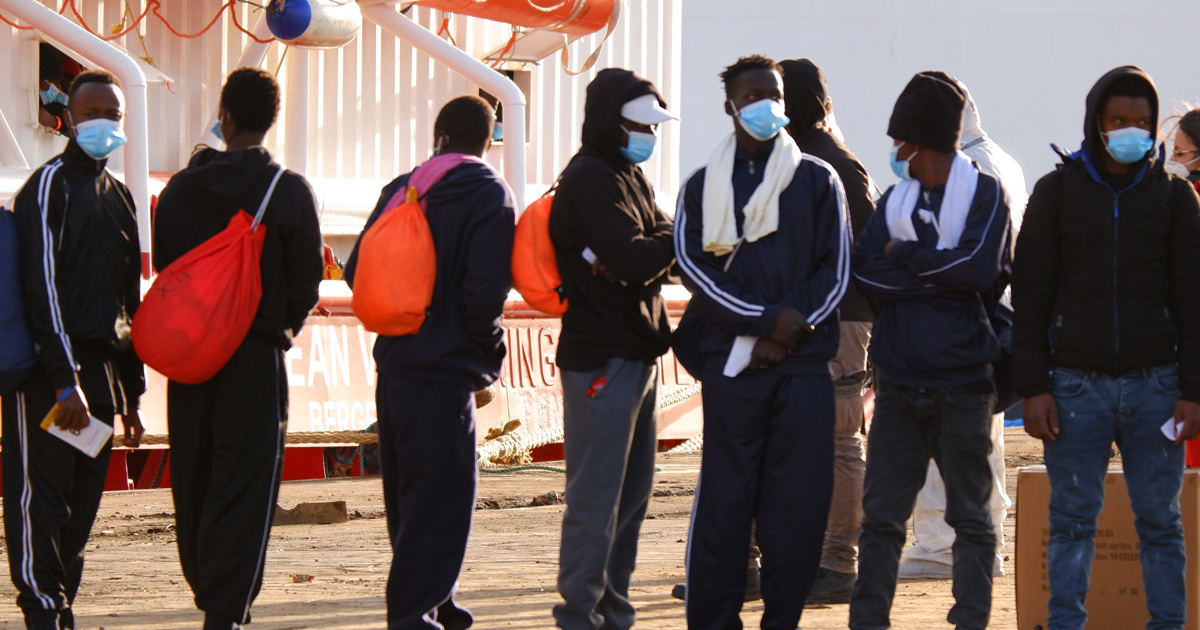 Olaszország szinte belefullad a migránsokba