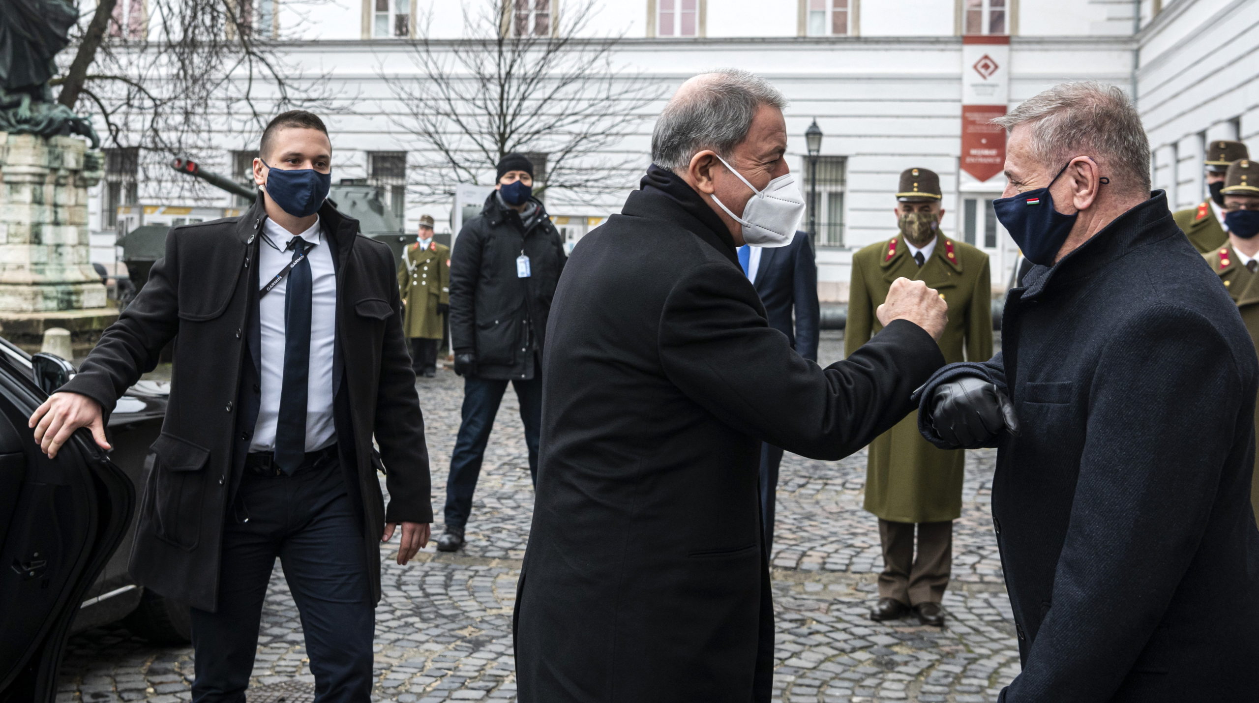 „Köszönet Törökországnak, amiért 4 millió szír menekültről gondoskodik”