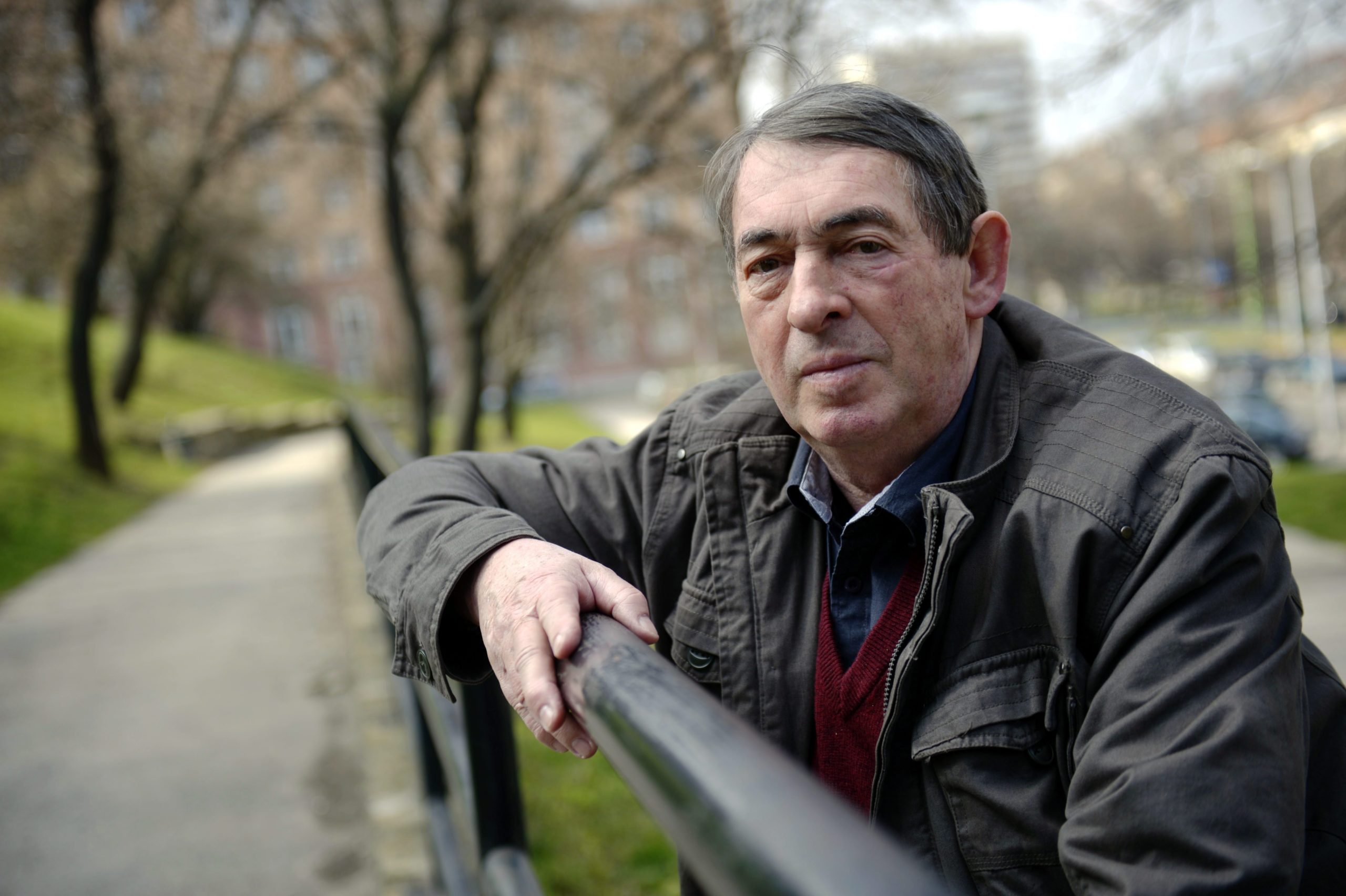 Új hullámra várva