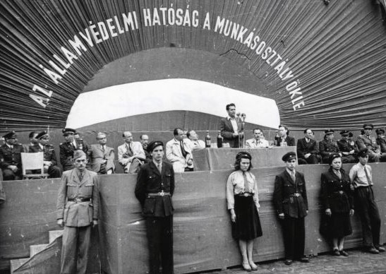 A kommunizmus áldozataira emlékezik a Magyarságkutató Intézet