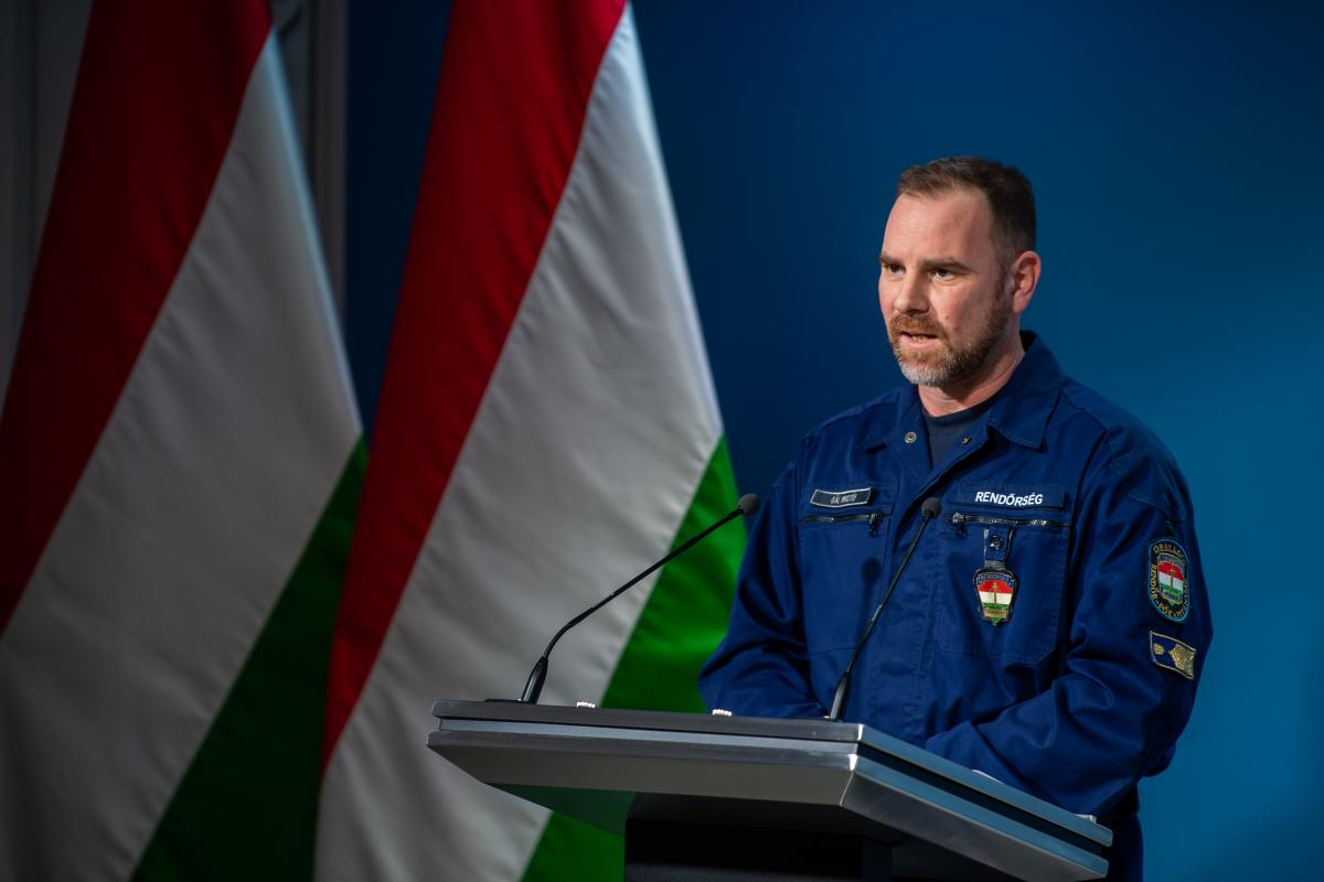 Operatív törzs: csütörtökön is több százszor intézkedtek a rendőrök