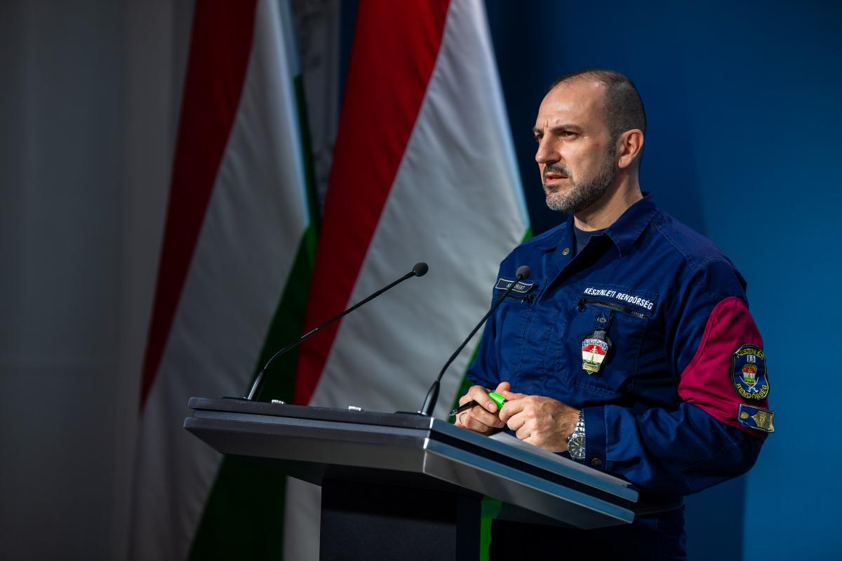 Operatív törzs: kibertámadás érte a regisztrációs honlapot