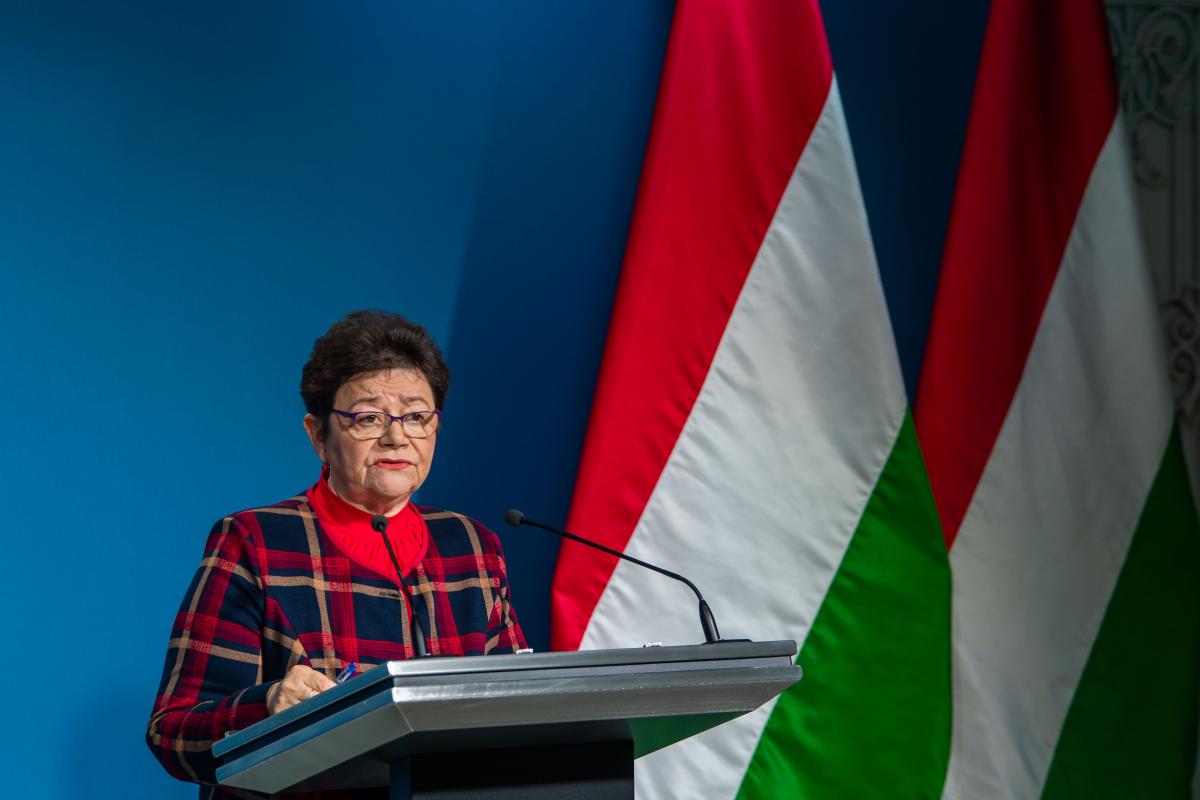 Tisztifőorvos: a kínai vakcina megfelel a gyártói minősítésnek