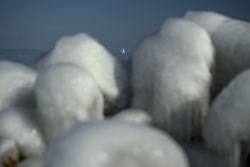Tél a Balatonon