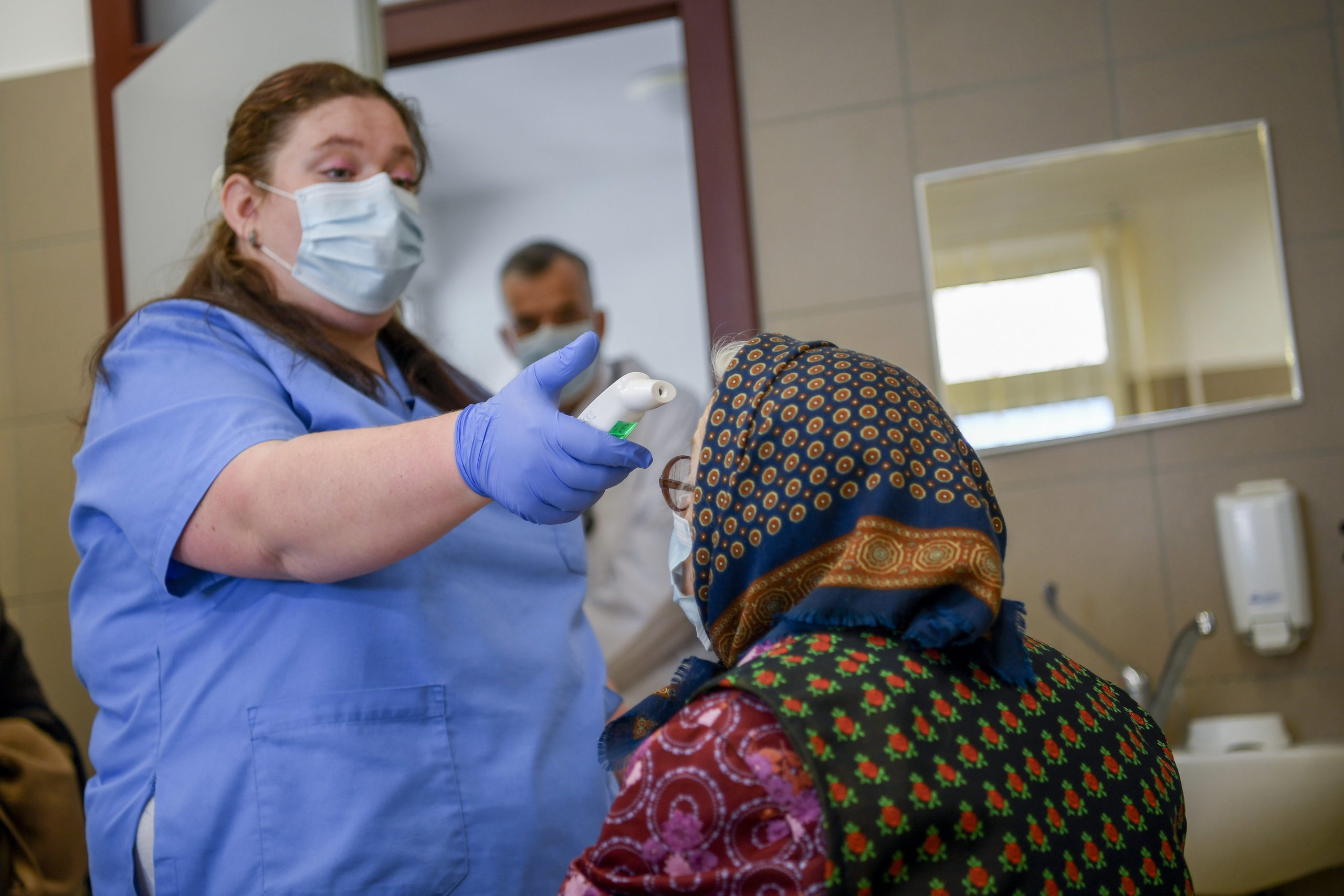 Oltás Vámospércsen