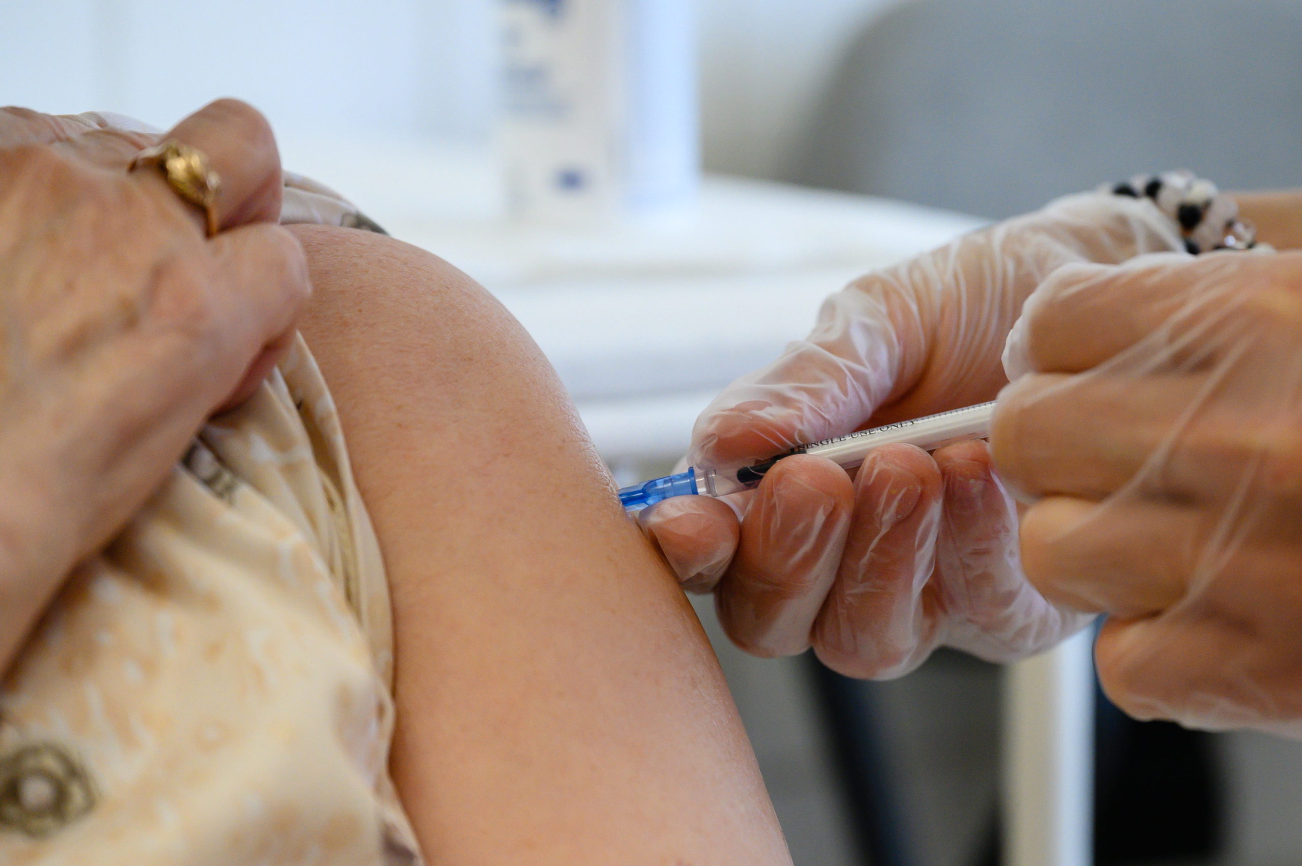 Meggondolta magát az oltás beadását megtagadó erdőkertesi háziorvos