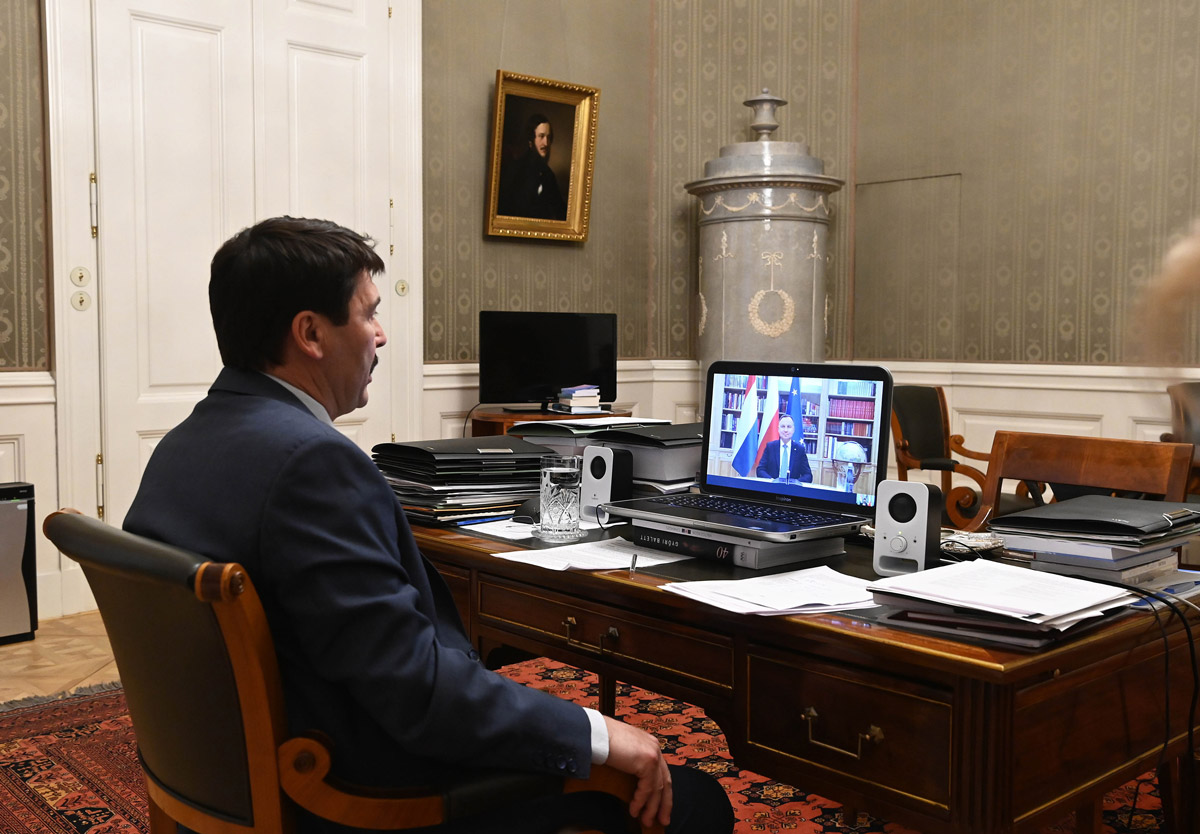 Áder János és Andrzej Duda online tanácskozást folytatott