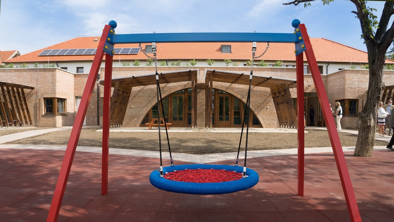 Budajenőn új óvoda épült a kormány 480 millió forintos támogatásával