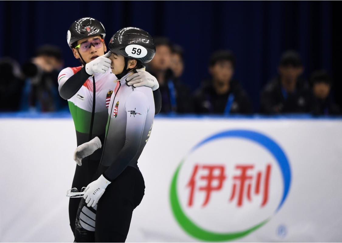 Országváltást kezdeményeztek a Liu testvérek