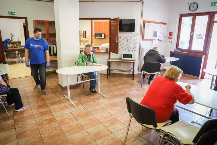 Megkétszereződött a segítségkérések száma