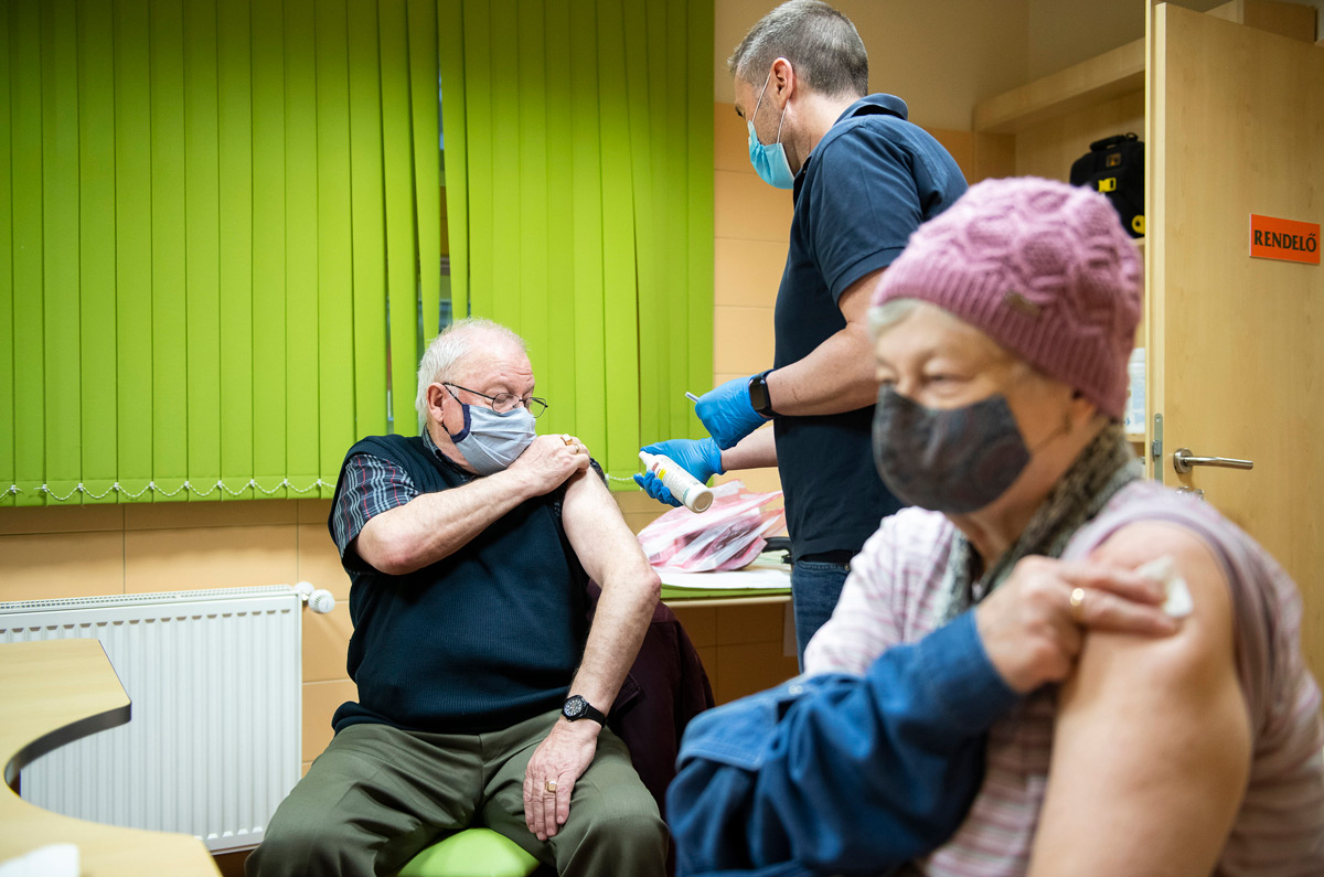 Számokban Magyarország oltási programjának sikere