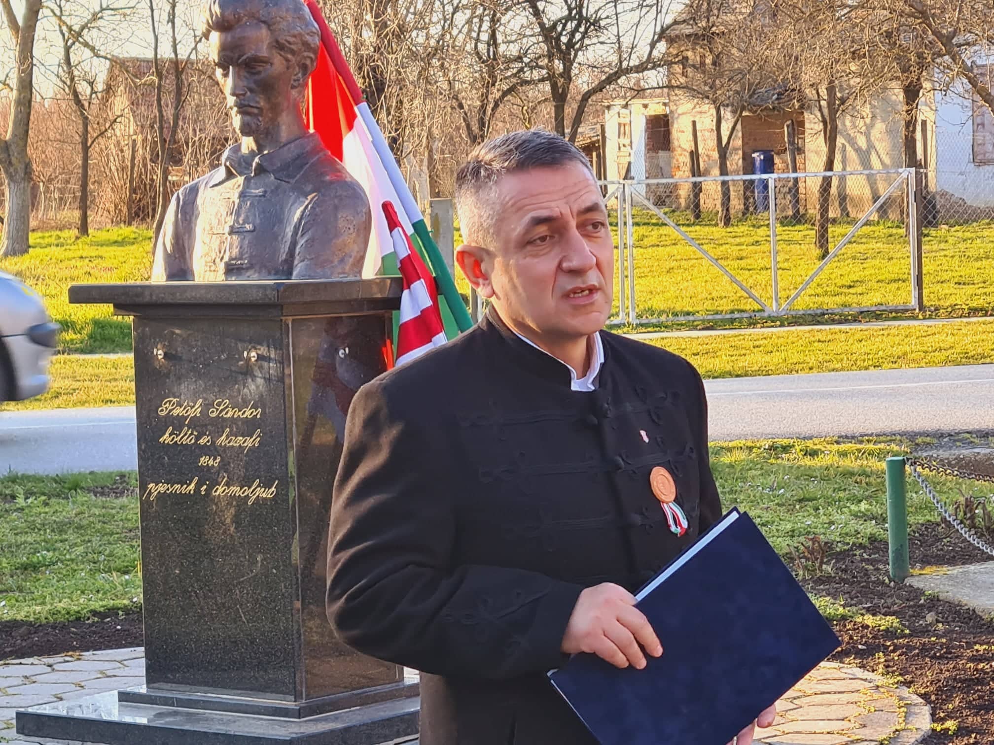 1848 üzenete, hogy csak összefogással érhető el a cél