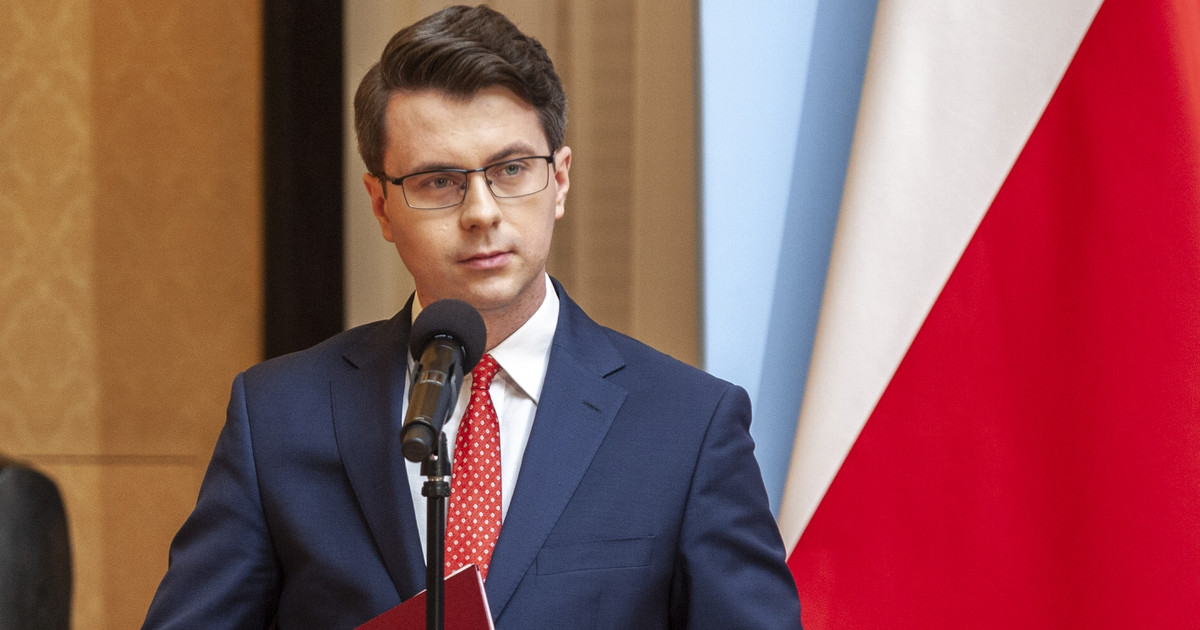 Varsó szerint a lengyel szabályozás nem tér el az unióstól