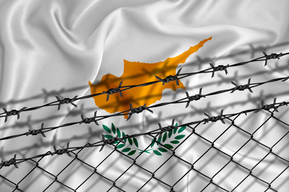 Ciprus kerítést épít a migránsok feltartóztatására
