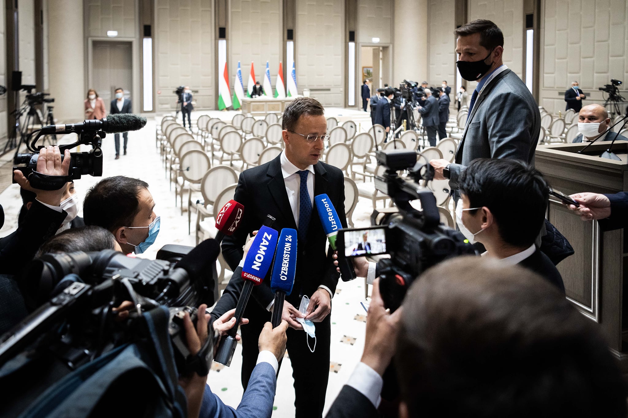 Magyar vállalatok modernizálhatnak stratégiai ágazatokat Üzbegisztánban