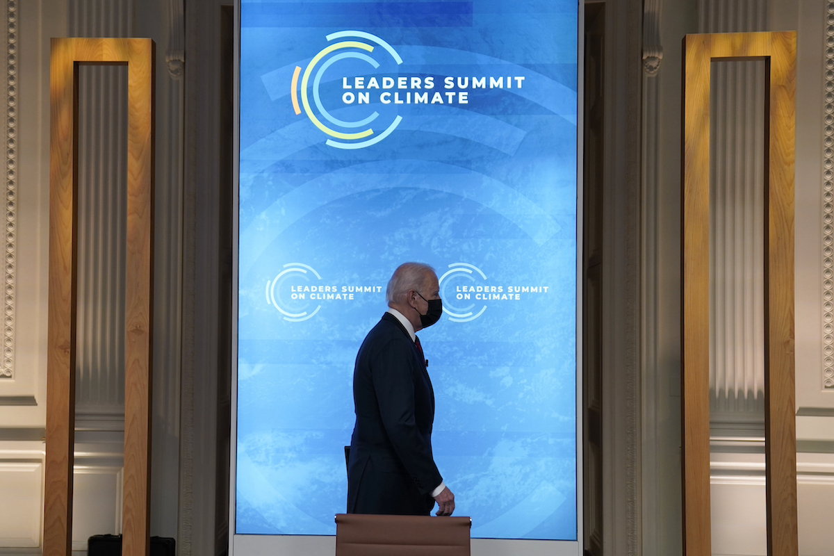 Biden klímashow-ja: mit üzent ez Magyarországnak?