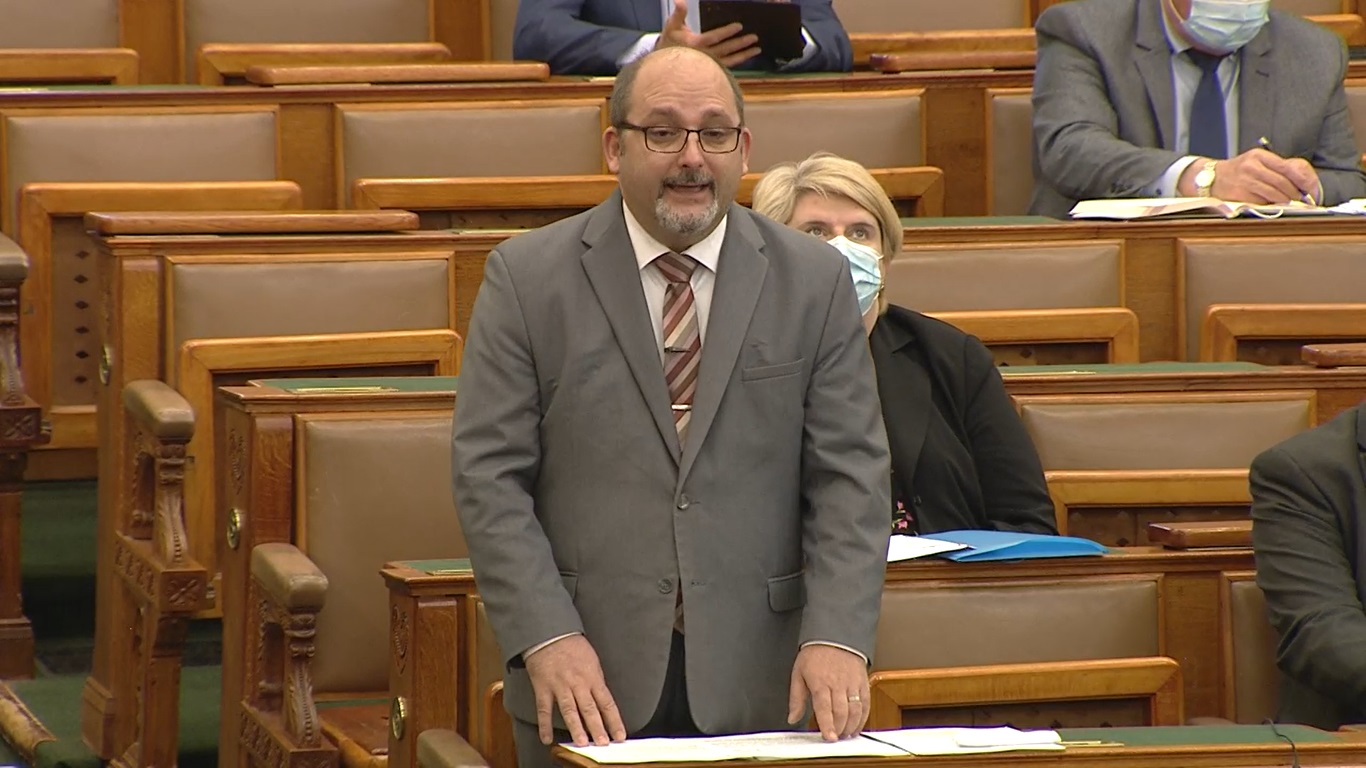 Csárdi Antal: komoly aggodalmaink vannak