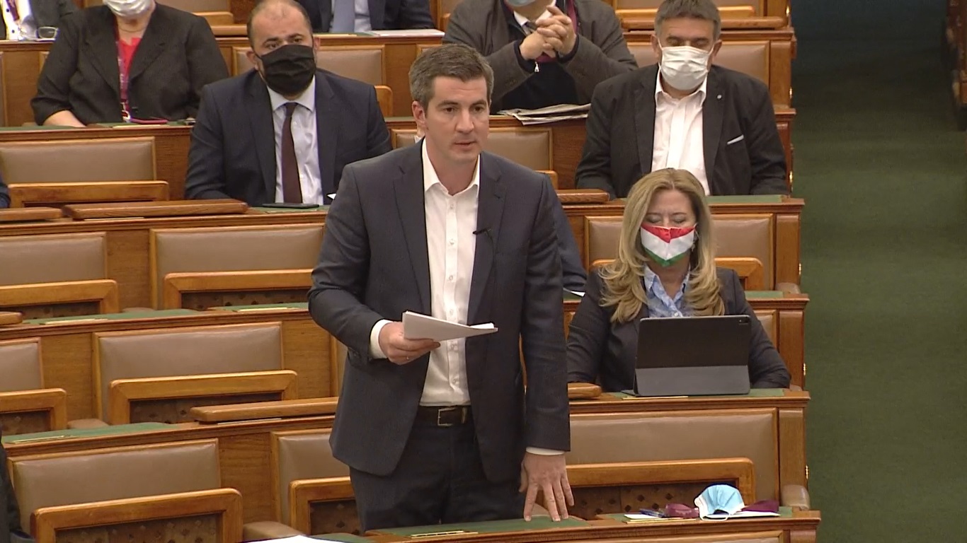 Kocsis Máté: a baloldal a kormánypártokat akarja legyőzni, nem a járványt