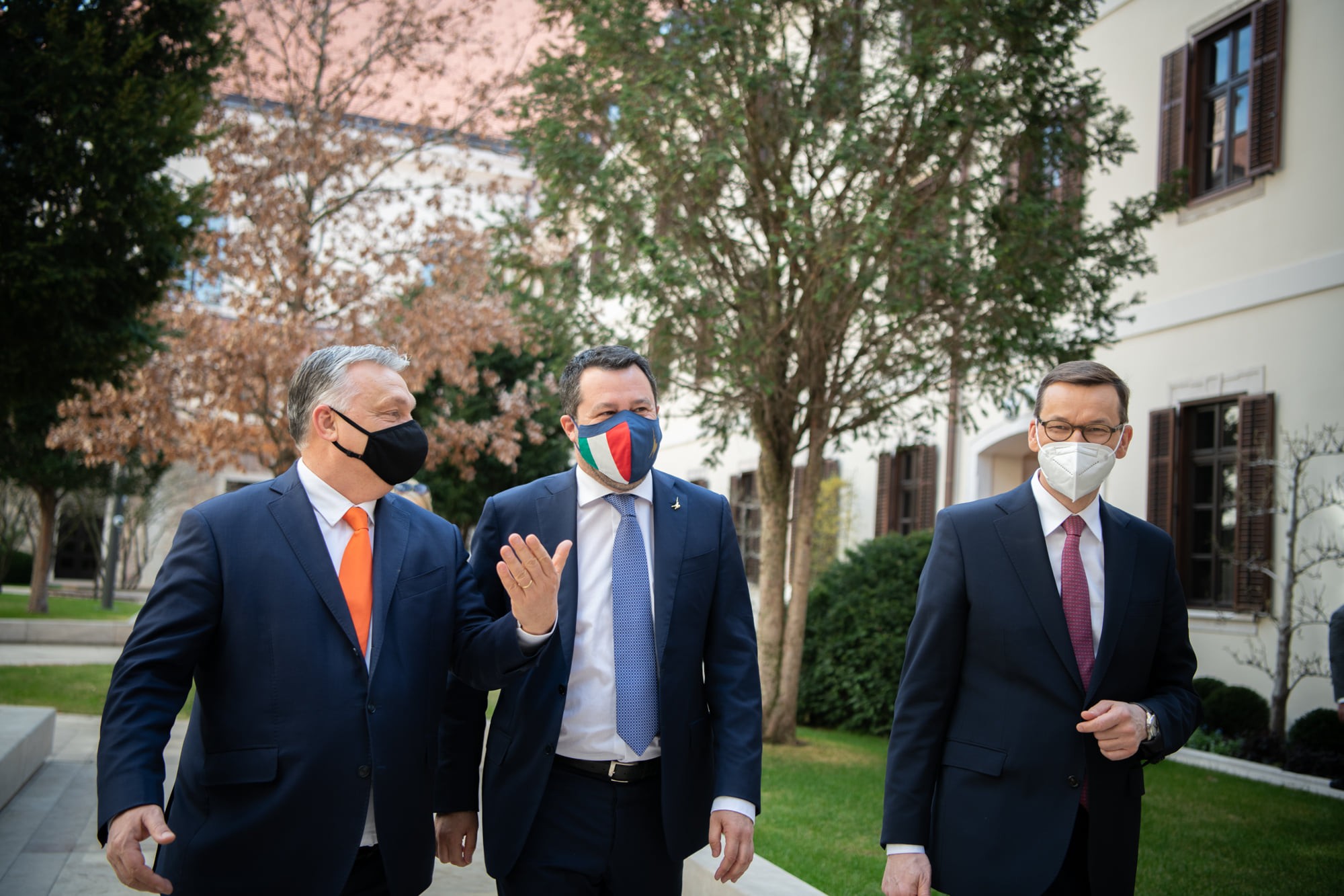 Egyre inkább körvonalazódik a jobbközép összefogás célja