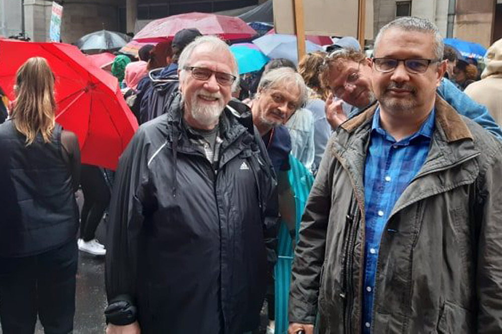 Gyurcsányék folytatják oltásellenes kampányukat