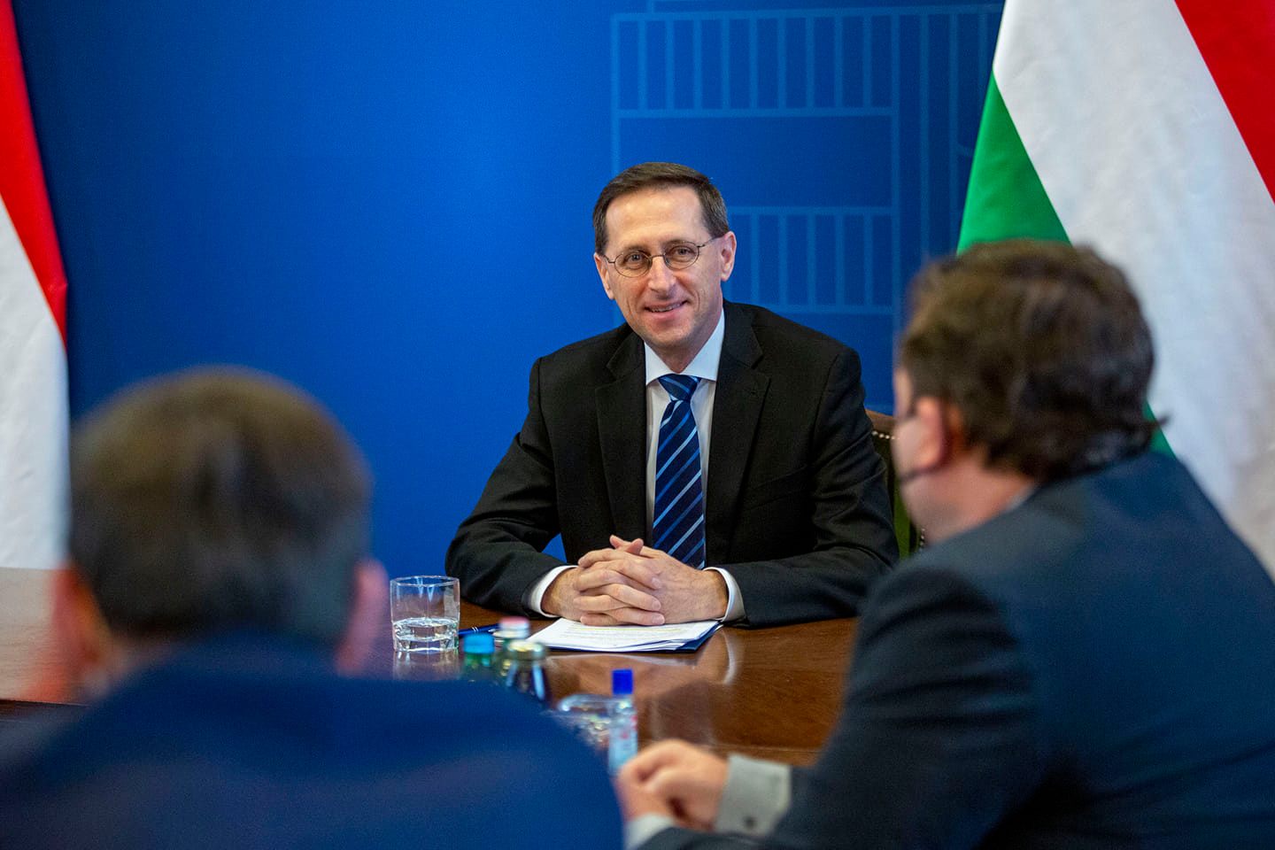 Rendkívüli keretemelésről döntöttek