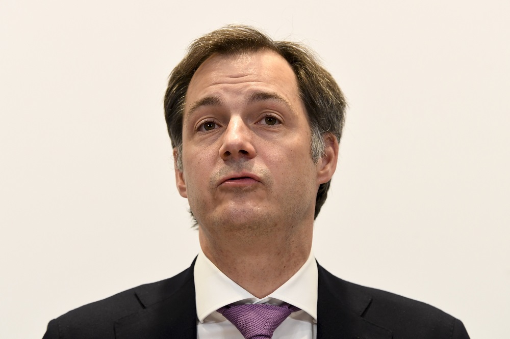 Belga miniszterelnök: Belgium nem biztosít kedvezményeket a beoltottaknak