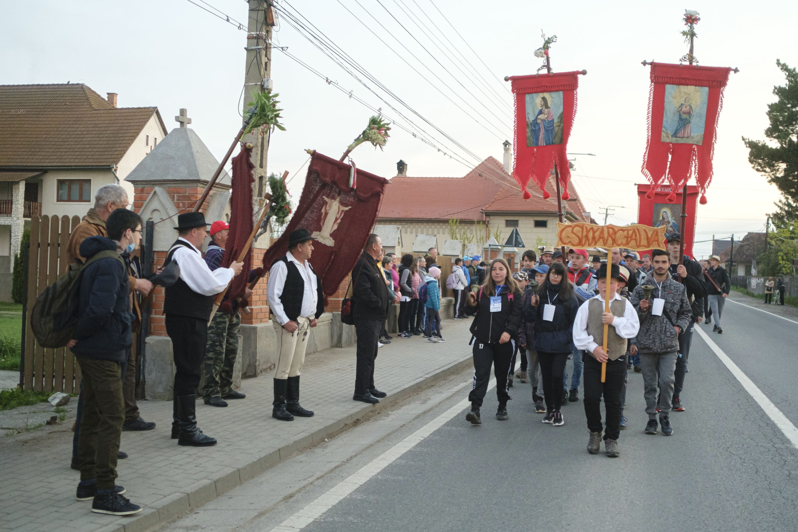Különösen fontos isteni üzenete van idén a pünkösdnek