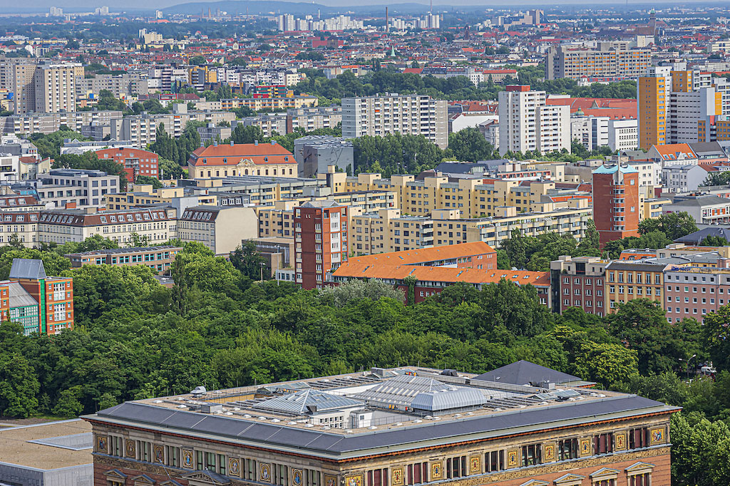 A magántulajdon sem szent