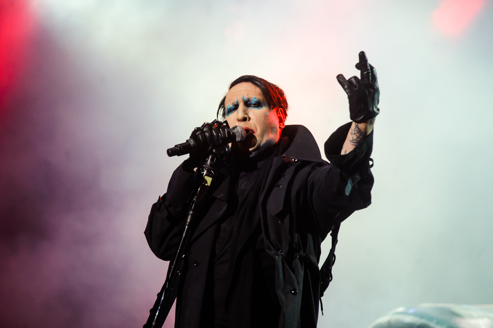 Elfogatóparancsot adtak ki Marilyn Manson ellen