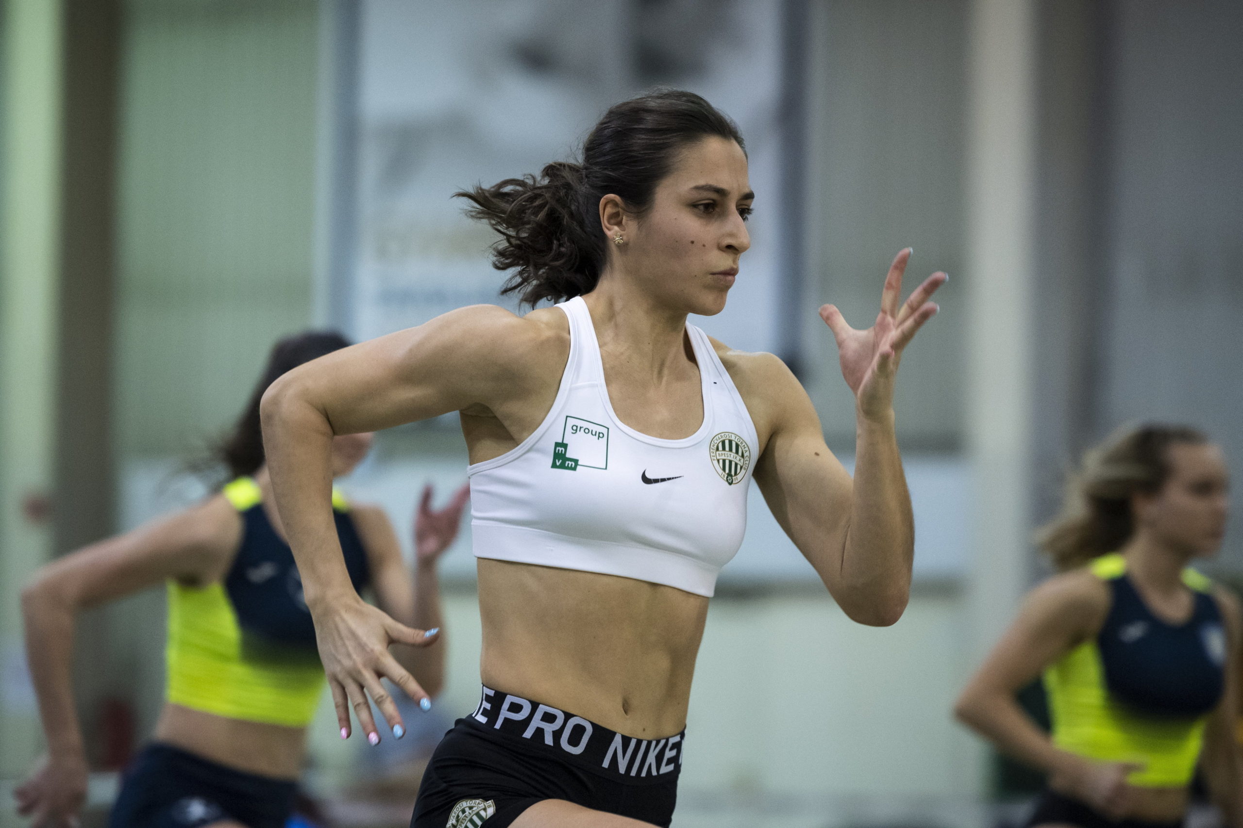 Első helyen a magyarok az első nap után