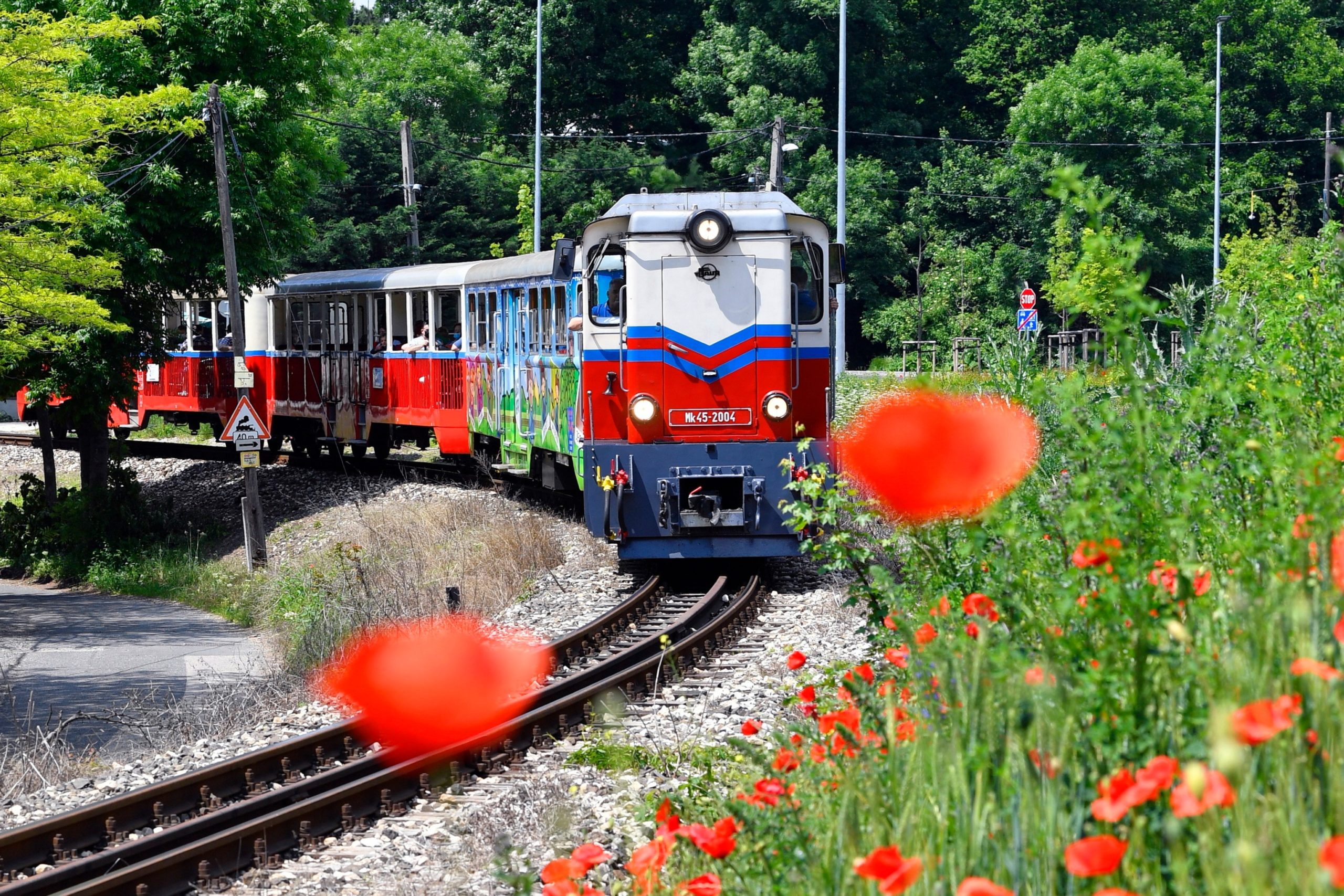 Újraindult a forgalom a Gyermekvasúton