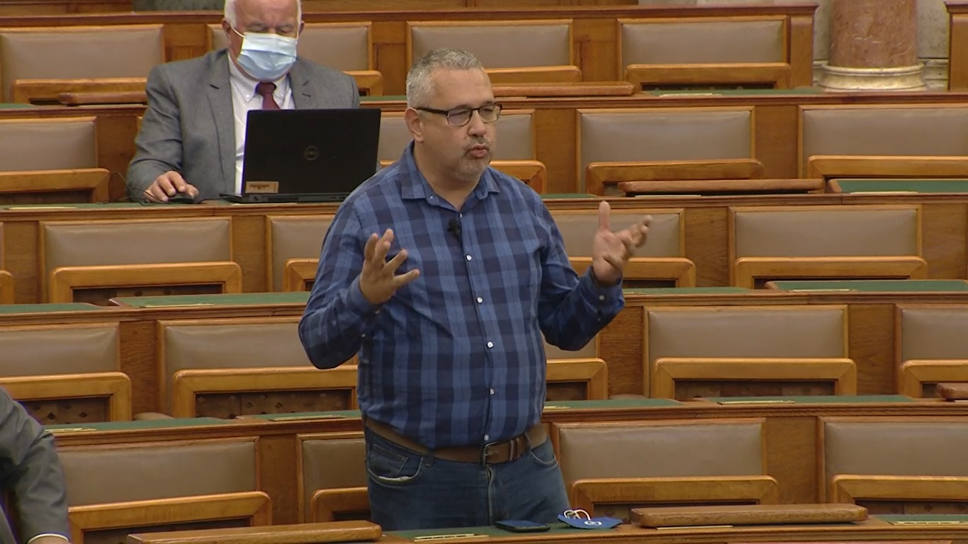 Kövér László helyretette az acsarkodó Arató Gergelyt