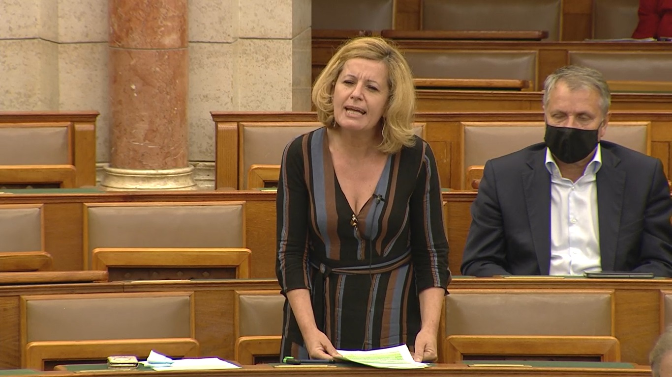 Rétvári Bence Bangónénak: Hetven éve a múltat akarják végképp eltörölni