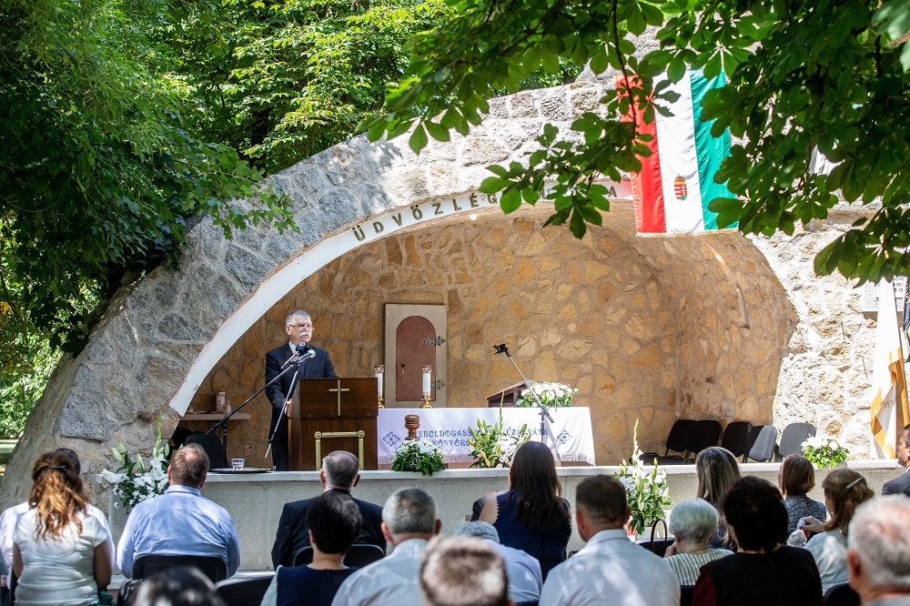 A pálos jelszó: „Magyarország, közöm van hozzád!” vonatkozik Európára is