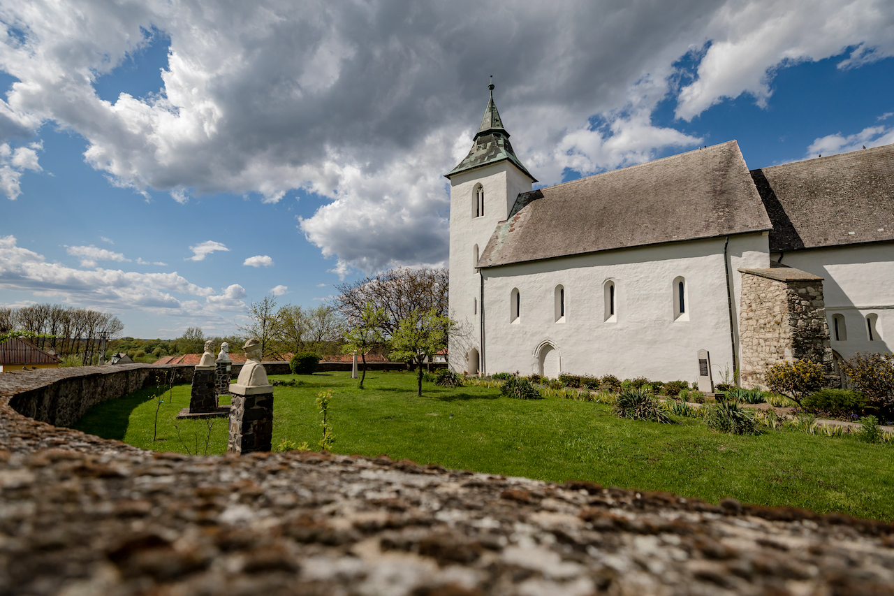 Küldetés a végeken