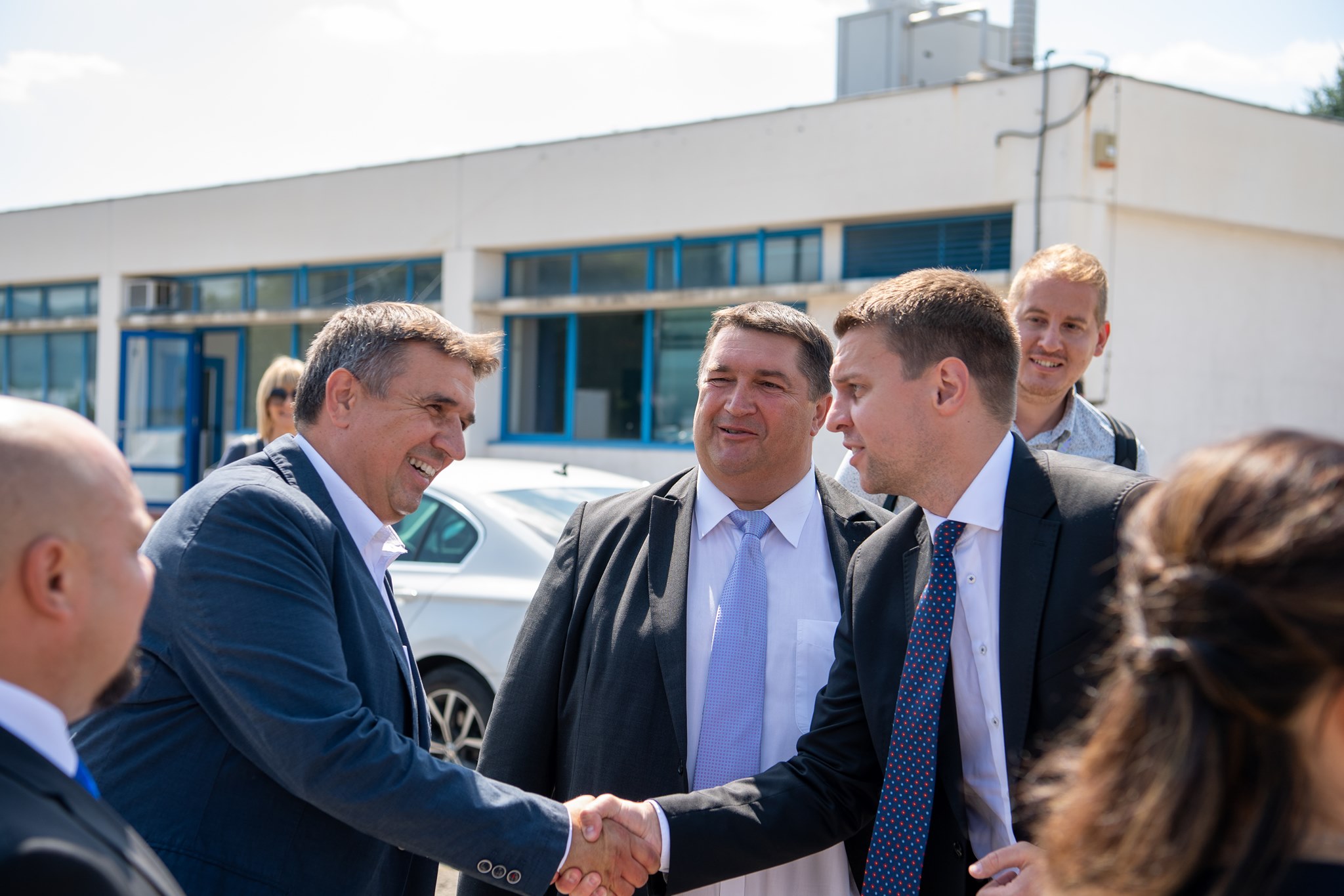 Akkumulátor újrahasznosító gyárat adtak át Bátonyterenyén