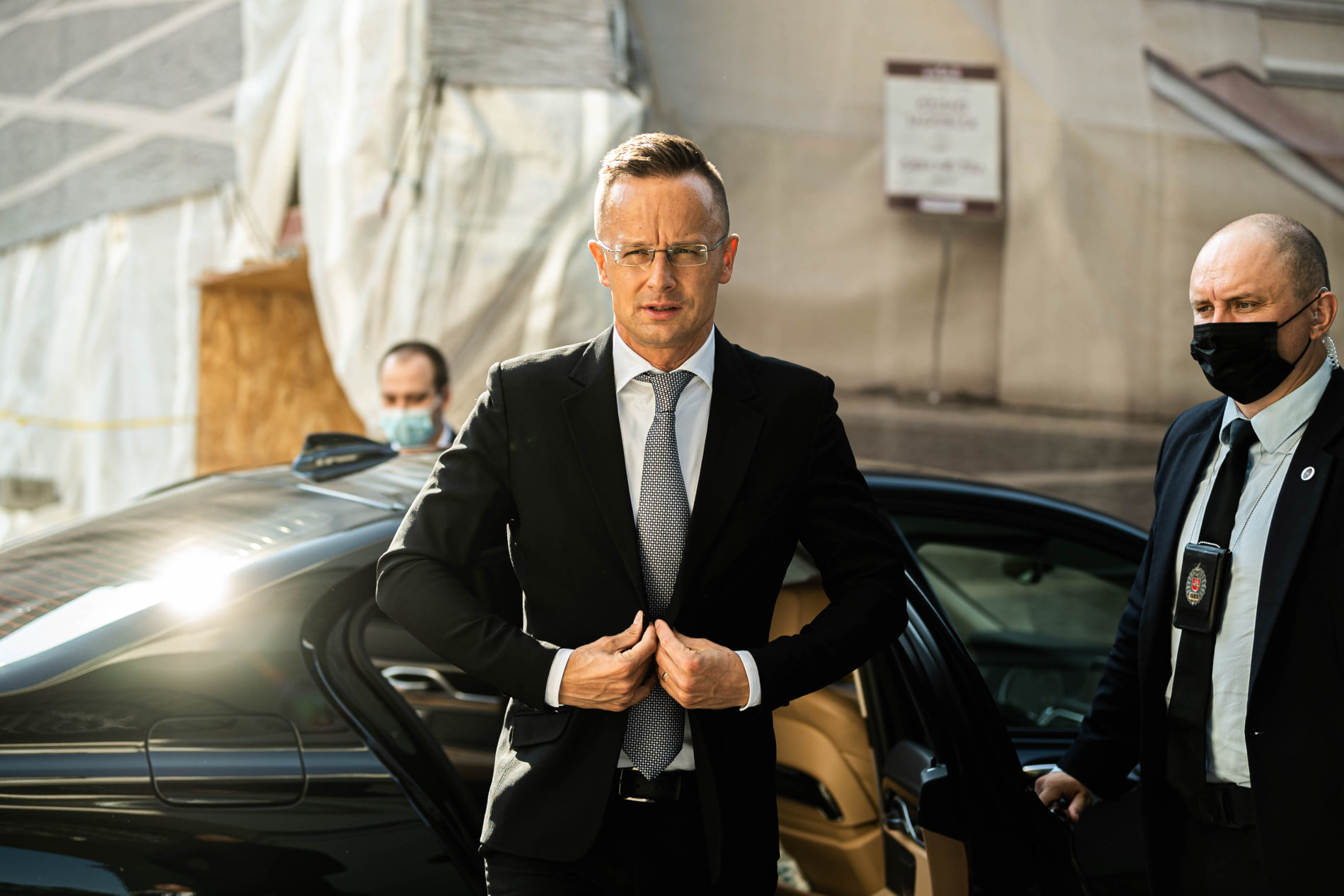 A gazdaság gyors újraindítását támogató jogszabályokat fogadtak el