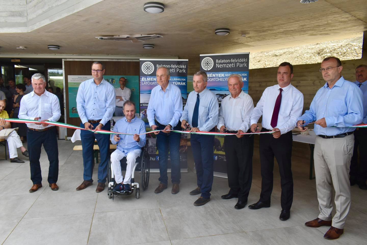 Átadták a Lóczy-barlang Látogatóközpontot