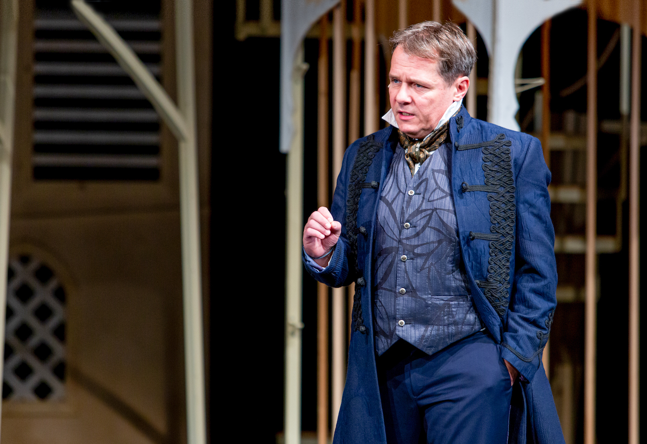 Színes pörgésben vagyunk