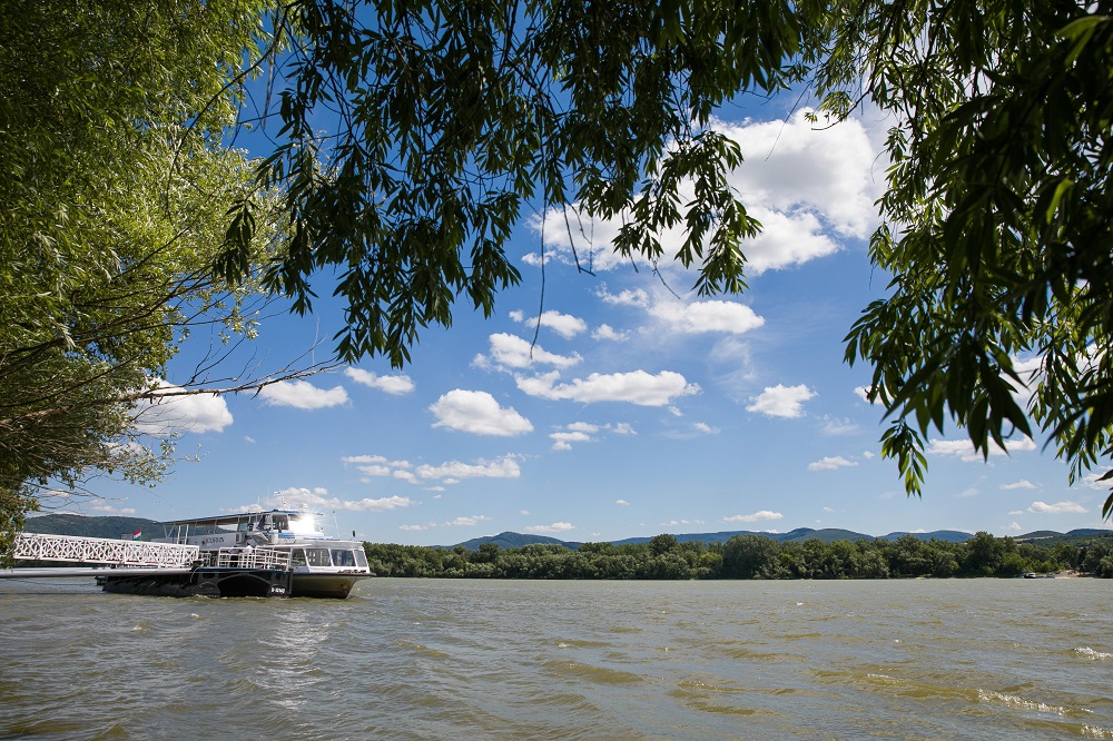 Biztonságosan levezethető a dunai árhullám a magyar szakaszon