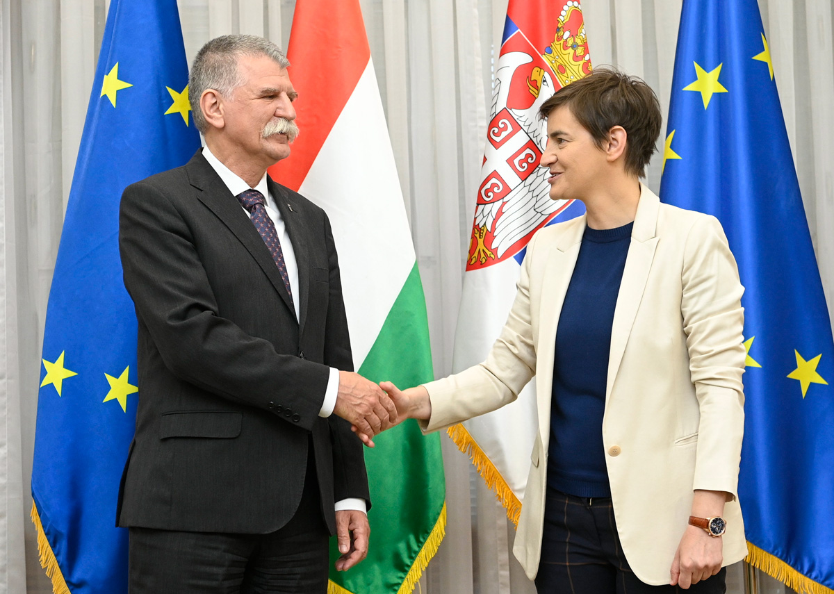 Kövér Lászlót fogadta a szerb miniszterelnök és a parlamenti elnök