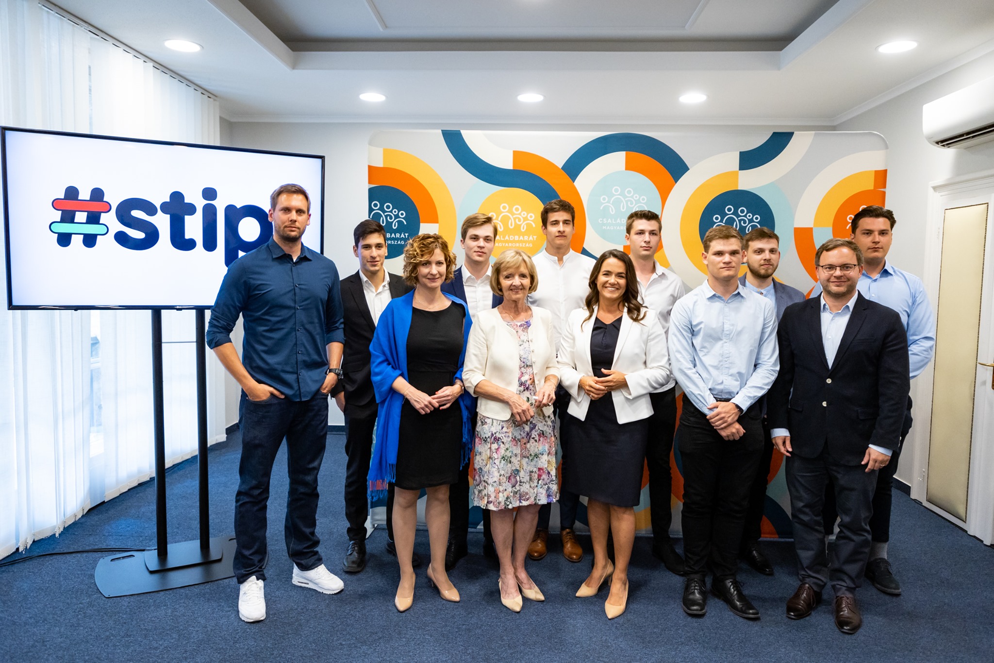 Tehetséges magyar fiatalok a világ legjobb egyetemein tanulhatnak