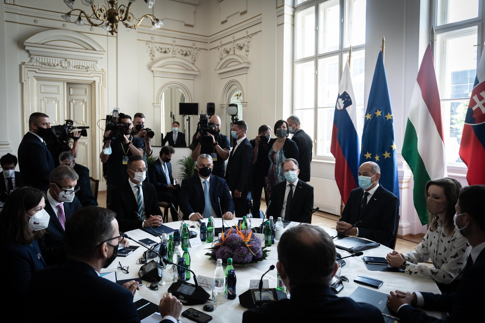 Kulcsfontosságú a V4-ek közötti nagysebességű vasúti összeköttetés