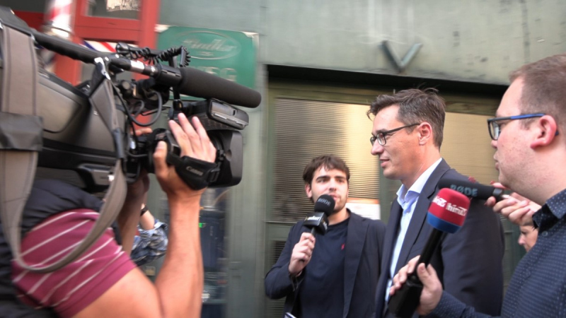 Kinevette a dugók miatt panaszkodó autóst Karácsony