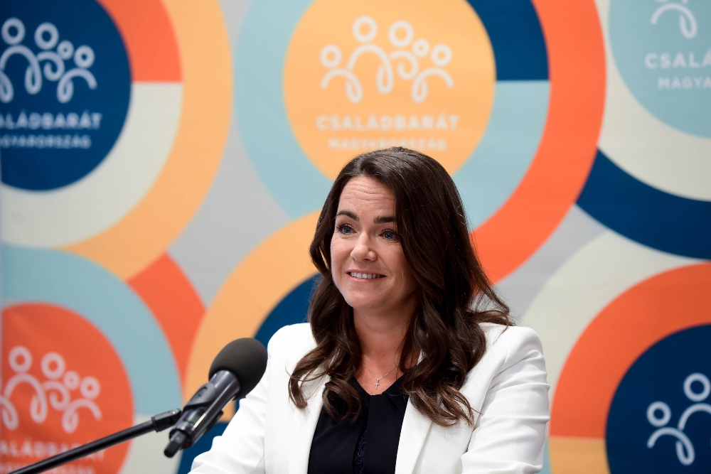 Novák Katalint Szent Mórus Tamás-díjjal tüntették ki Rómában