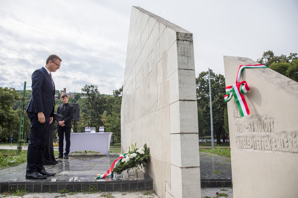 A hortobágyi kényszermunkatábor áldozataira emlékeztek Budapesten